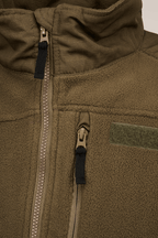 Taktische Fleecejacke mit Reißverschluss und Brusttasche in Oliv
