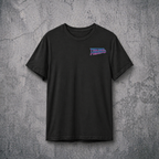 `Schwarzes Soldatenschmiede Functional Friday T-Shirt mit modernem Neon-Frontprint im Retro-Streetwear-Style`
