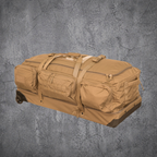 `Die B3 Hercules Duffel von Eberlestock in Coyote Brown mit Rollen – robuste Tactical Reisetasche für Outdoor, Einsatz und schwere Ausrüstung`

