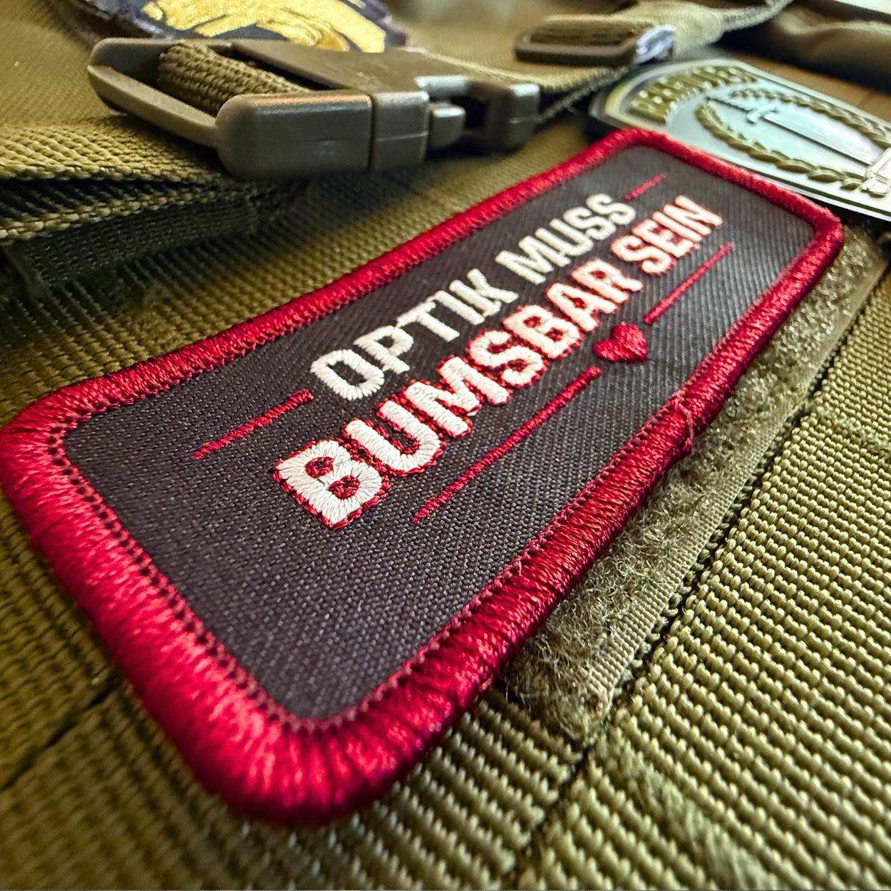„OPTIK MUSS BUMSBAR SEIN“ TACTICAL PATCH